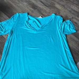 Teal tshirt